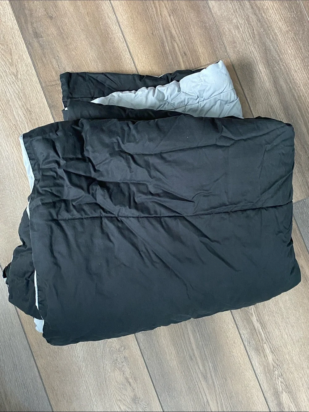 Twin Black & Gray Reversible Comforter - Soft Quilted Bedding